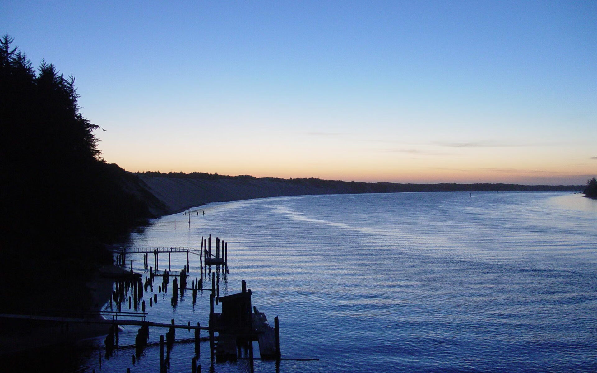 曼城豪购新星,英超霸主地位难撼