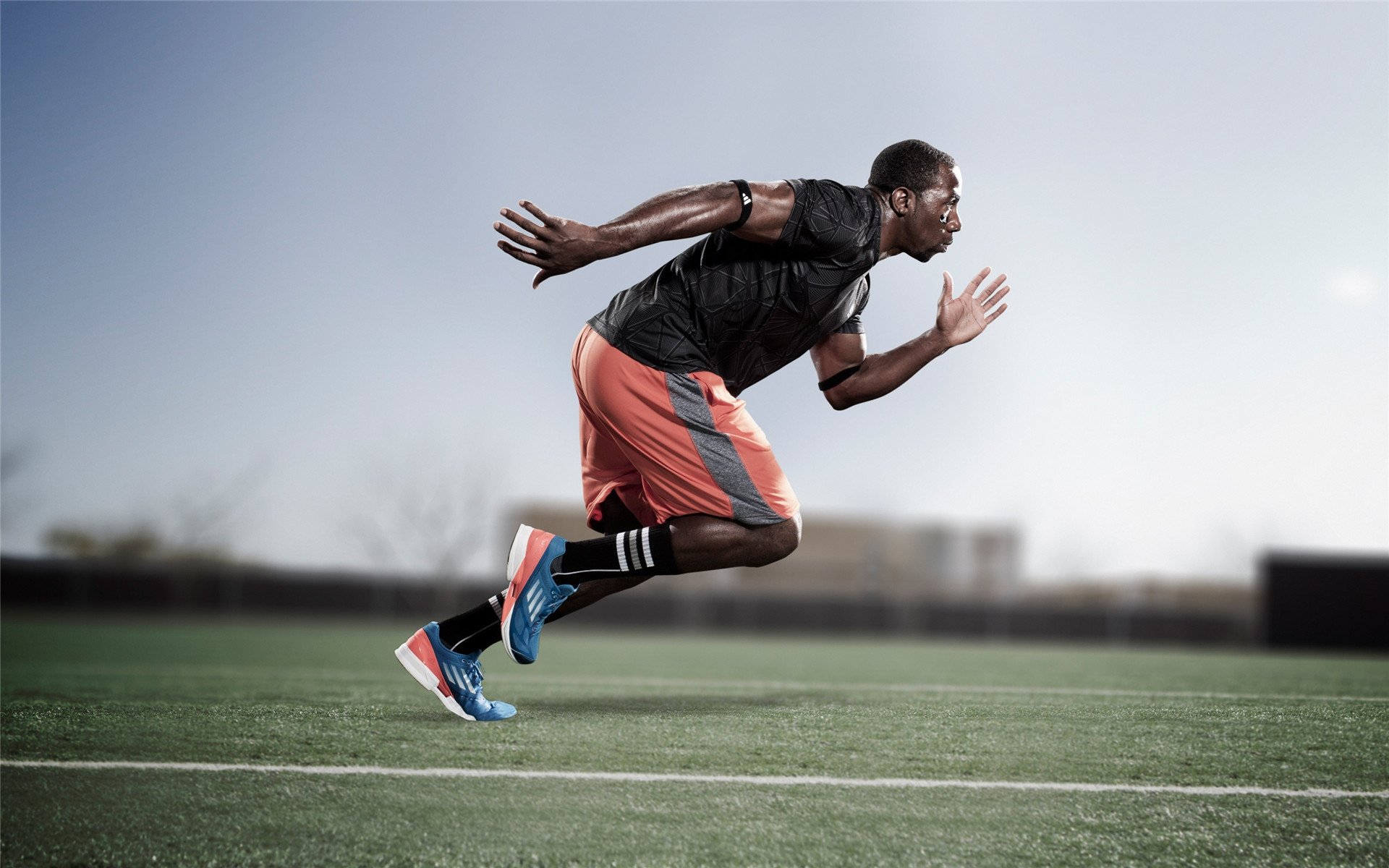 世界水上摩托冠军赛，极速漂移展现极限速度，水上摩托比赛