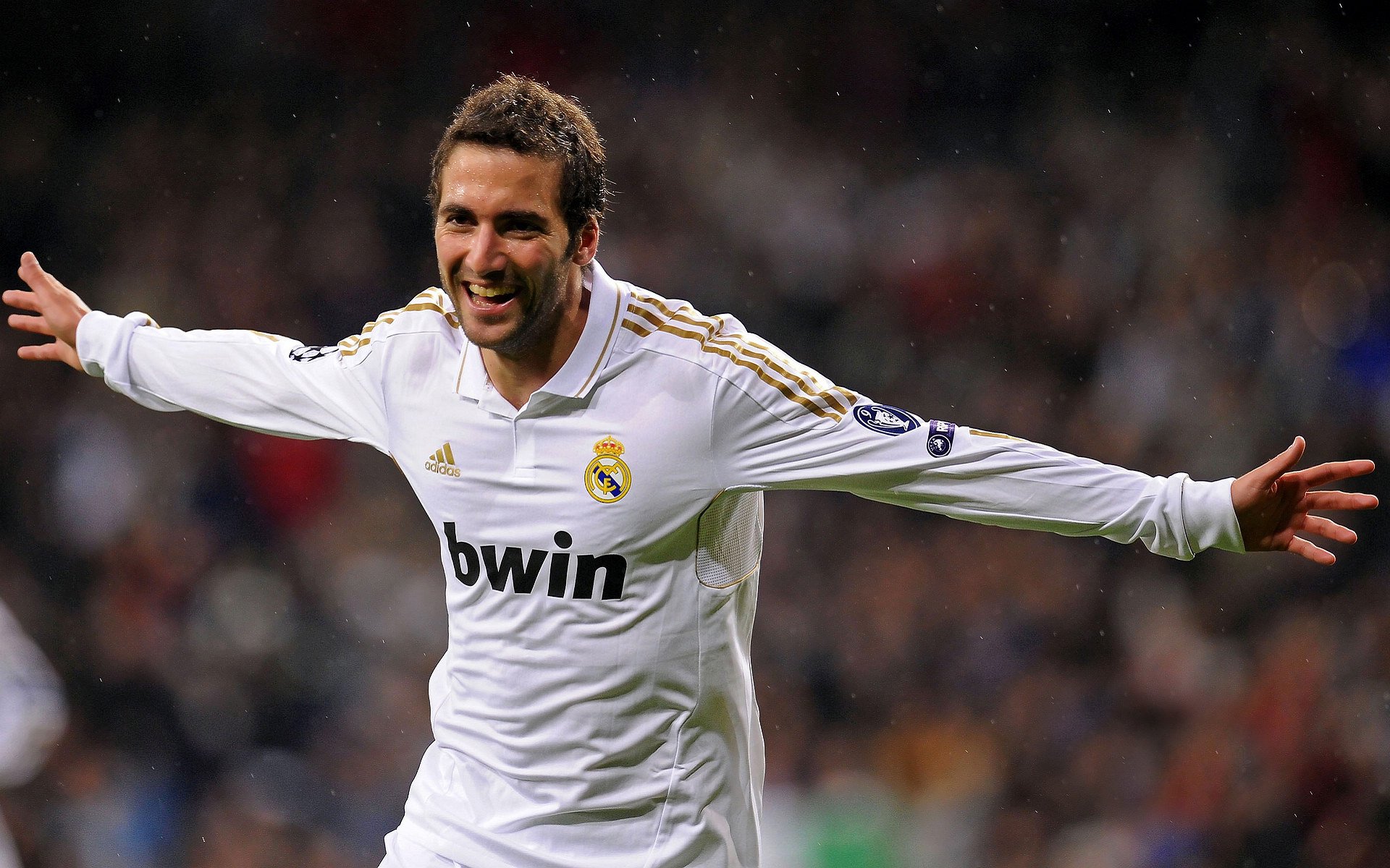 圣保罗后卫卢卡斯·贝拉尔多在南美杯中表现抢眼，吸引关注，贝拉卢卡斯是什么电影